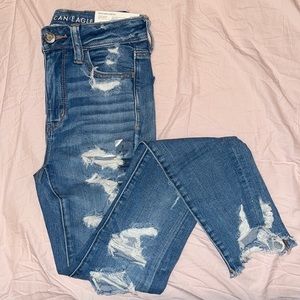 American Eagle Hi-Rise Ripped Jeggings